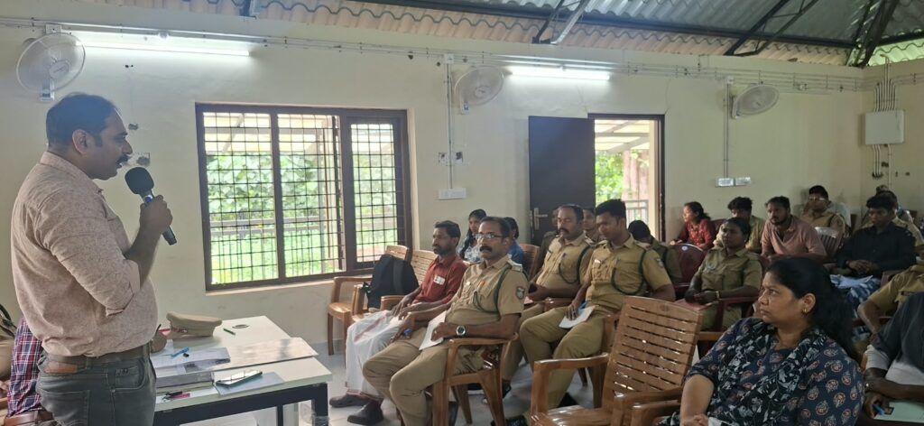 Kalikavu Range Officer Mr. Mubashir is delivering the keynote address at the Invasive Alien Plants training programm